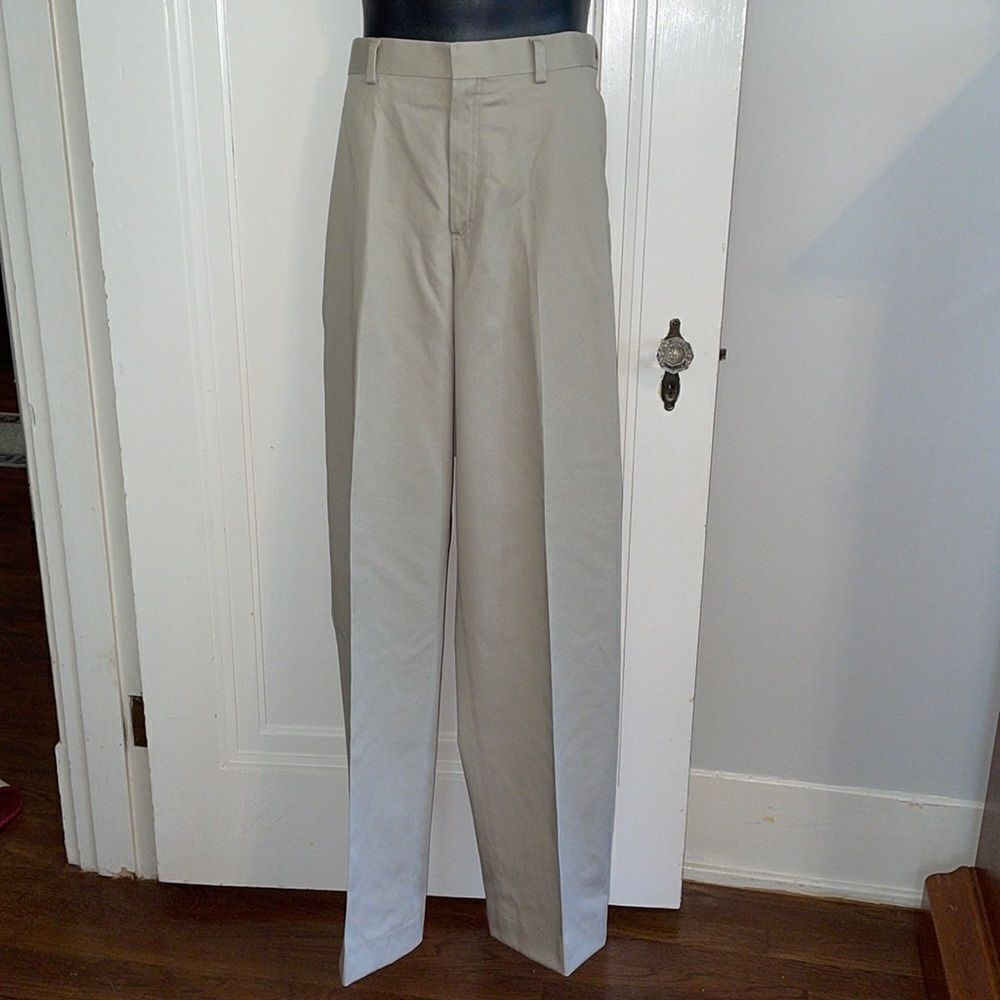 L.L. Bean Comfort Waist Belt cotton khaki flat front pants‎